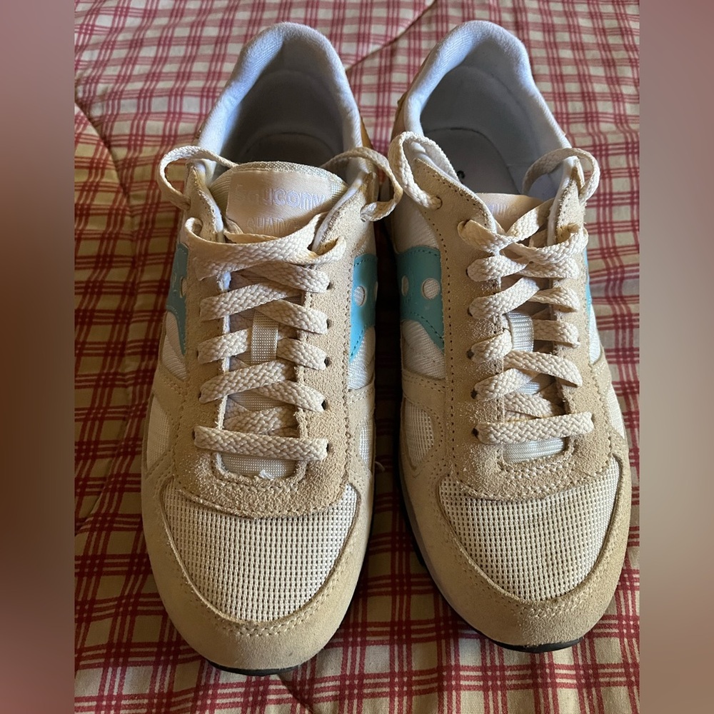 Saucony Beige and Teal Women's Sneakers
